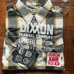 DIXXON  “LOUD”  women’s M
